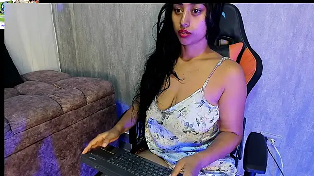 Valentinne z online show from 10, 2, 2025