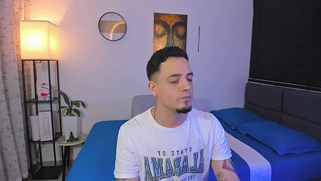 Snapshot of alejandro_calderon1 chatting on 14, 6, 2026 alejandro calderon1 online show from 14, 6, 2026