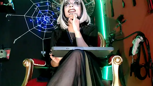 amy-mistress online show from 26, 10, 2025