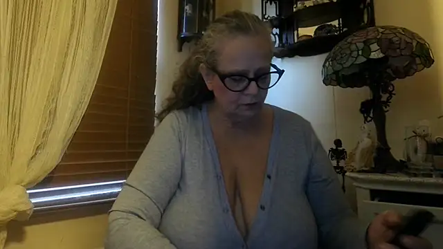 DestineeLoverGirl online show from 31, 10, 2025