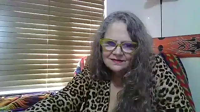 DestineeLoverGirl online show from 24, 6, 2026