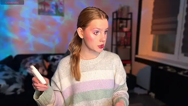 Chanel Gill online show from 27, 11, 2025