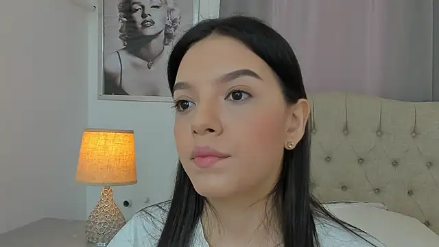 Snapshot of Beautyari_ chatting on 5, 3, 2025 Beautyari online show from 5, 3, 2025