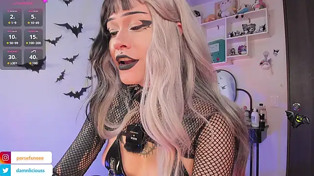 Snapshot of damnliciousss chatting on 31, 10, 2025 damnliciousss online show from 31, 10, 2025