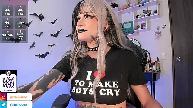 Snapshot of damnliciousss chatting on 2, 12, 2025 damnliciousss online show from 2, 12, 2025