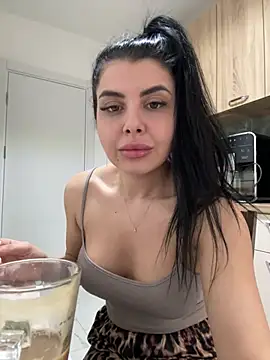 Snapshot of Scarlett-Dream chatting on 23, 1, 2025 Scarlett-Dream online show from 23, 1, 2025