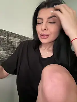 Snapshot of Scarlett-Dream chatting on 3, 3, 2025 Scarlett-Dream online show from 3, 3, 2025