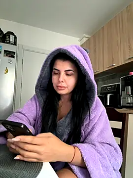 Snapshot of Scarlett-Dream chatting on 15, 9, 2025 Scarlett-Dream online show from 15, 9, 2025