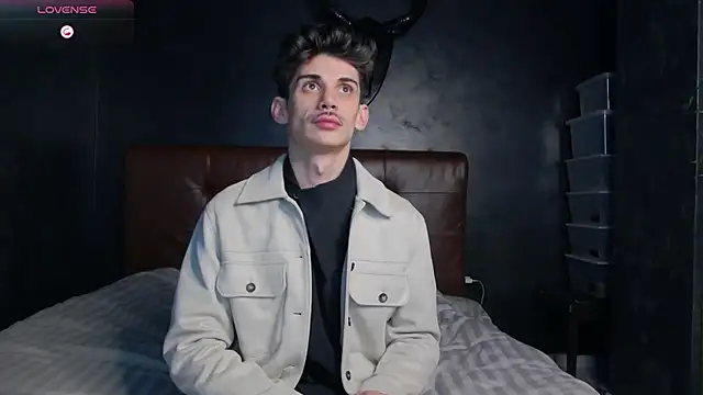 DanielCrush1 online show from 6, 1, 2026