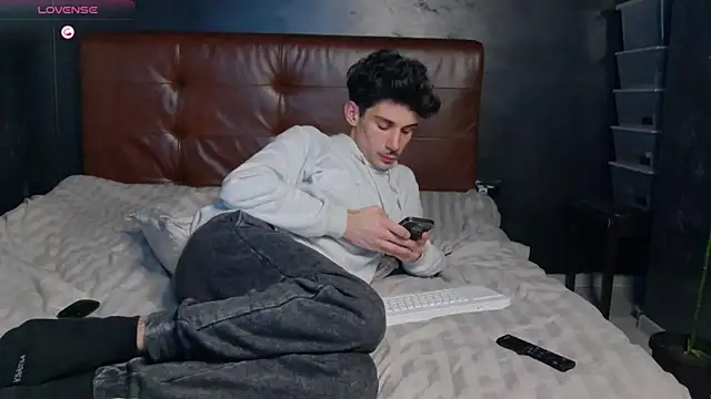 DanielCrush1 online show from 2, 4, 2026