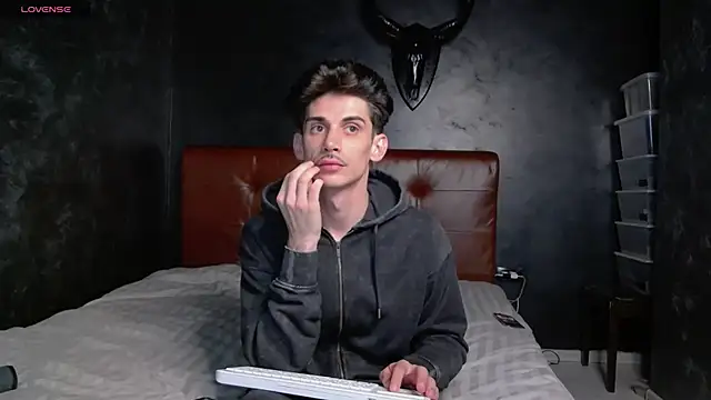 DanielCrush1 online show from 30, 4, 2026