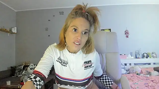 Orchideaxx online show from 10, 3, 2025