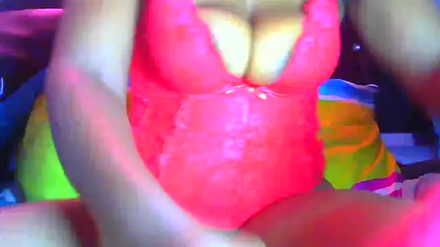 Snapshot of Queenofthenightx chatting on 6, 2, 2026 Queenofthenightx online show from 6, 2, 2026