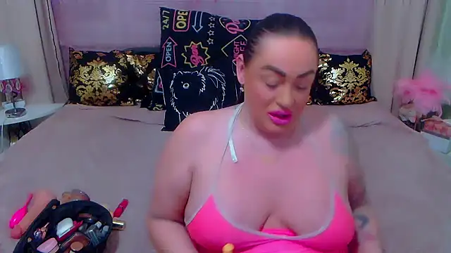 Snapshot of BustyVicky chatting on 13, 3, 2025 BustyVicky online show from 13, 3, 2025