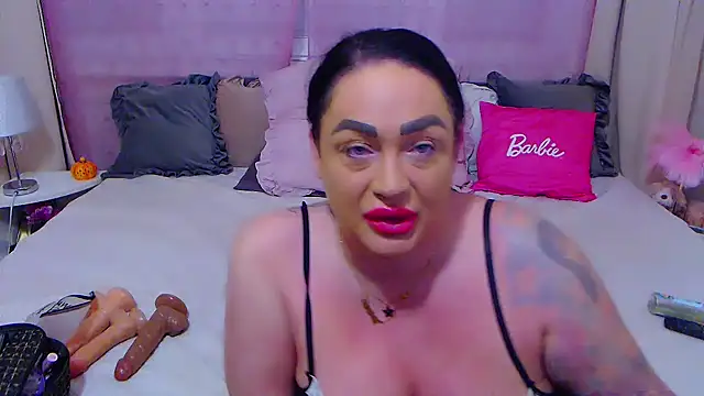 Snapshot of BustyVicky chatting on 3, 10, 2025 BustyVicky online show from 3, 10, 2025