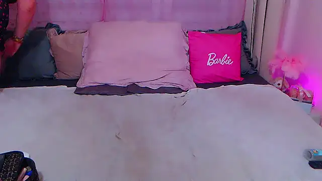 Snapshot of BustyVicky chatting on 11, 10, 2025 BustyVicky online show from 11, 10, 2025