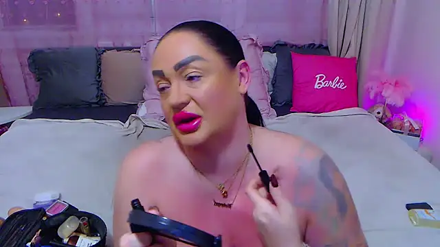 Snapshot of BustyVicky chatting on 12, 10, 2025 BustyVicky online show from 12, 10, 2025