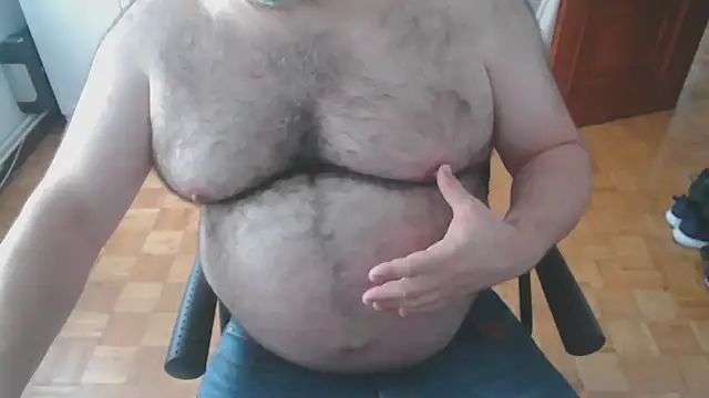 mikeyhotbear online show from 21, 10, 2025
