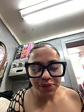 Snapshot of RuggyRackz chatting on 12, 3, 2025 RuggyRackz online show from 12, 3, 2025