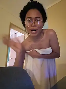 GabriSaenz online show from 22, 12, 2024