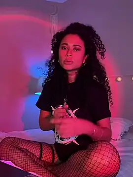 GabriSaenz online show from 25, 1, 2025