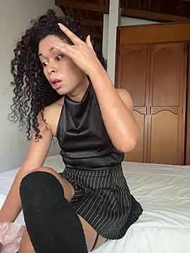 GabriSaenz online show from 4, 4, 2026