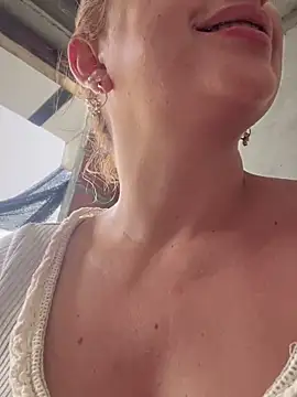 sammyqueenx21 online show from 20, 3, 2025