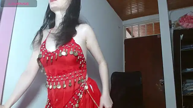 Snapshot of emily_littesweet chatting on 31, 10, 2025 emily littesweet online show from 31, 10, 2025