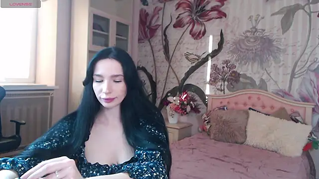 Snapshot of AliciaBow chatting on 31, 10, 2025 AliciaBow online show from 31, 10, 2025