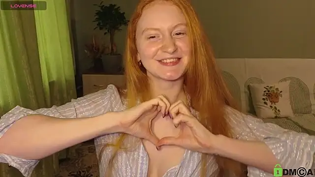 Snapshot of astoria_ross_ chatting on 24, 6, 2026 astoria ross online show from 24, 6, 2026