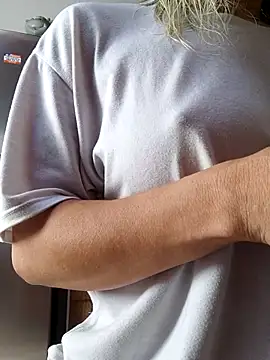 Snapshot of shelby_kutter chatting on 10, 2, 2025 shelby kutter online show from 10, 2, 2025