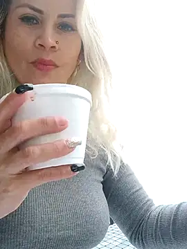 Snapshot of shelby_kutter chatting on 24, 2, 2025 shelby kutter online show from 24, 2, 2025