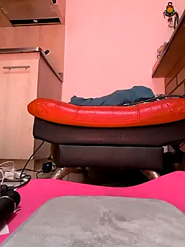 Snapshot of shelby_kutter chatting on 13, 9, 2025 shelby kutter online show from 13, 9, 2025