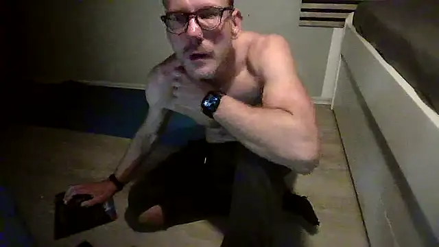 Snapshot of Biboy8566 chatting on 8, 10, 2025 Biboy8566 online show from 8, 10, 2025