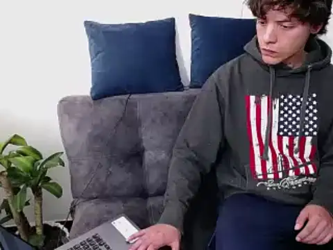 Santiago kiler online show from 29, 12, 2024