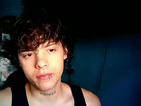 Santiago kiler online show from 2, 2, 2025