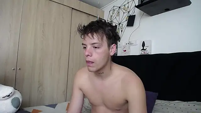 Santiago kiler online show from 13, 9, 2025