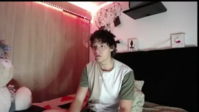 Santiago kiler online show from 14, 2, 2026