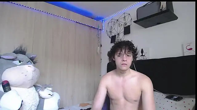 Santiago kiler online show from 15, 5, 2026