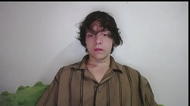 Santiago kiler online show from 16, 6, 2026