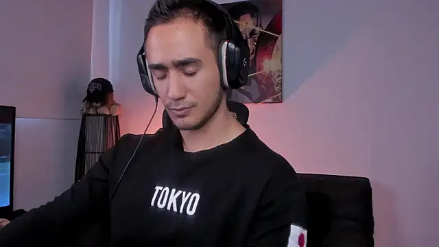 Snapshot of AlexRivera6 chatting on 1, 2, 2025 AlexRivera6 online show from 1, 2, 2025