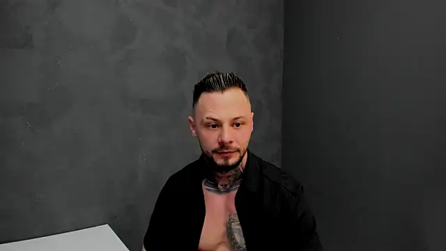 Snapshot of BrianHunts chatting on 23, 1, 2025 BrianHunts online show from 23, 1, 2025