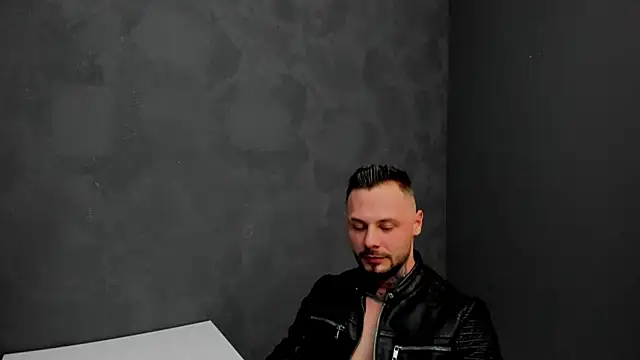 Snapshot of BrianHunts chatting on 23, 1, 2025 BrianHunts online show from 23, 1, 2025