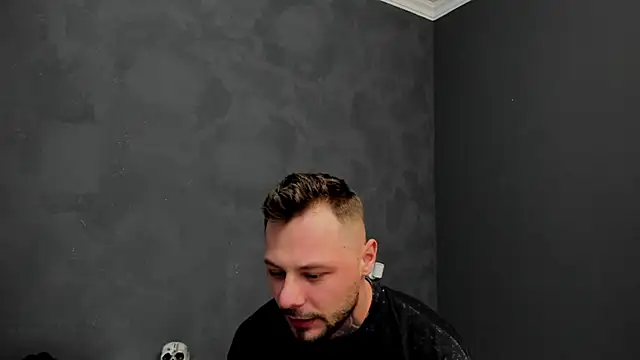 Snapshot of BrianHunts chatting on 28, 1, 2025 BrianHunts online show from 28, 1, 2025