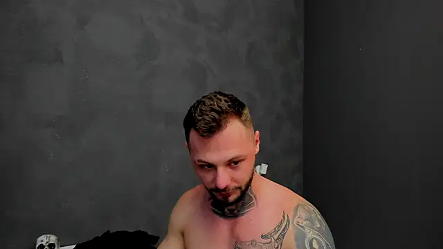 Snapshot of BrianHunts chatting on 29, 1, 2025 BrianHunts online show from 29, 1, 2025