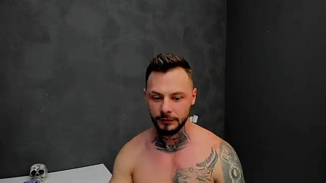 Snapshot of BrianHunts chatting on 31, 1, 2025 BrianHunts online show from 31, 1, 2025