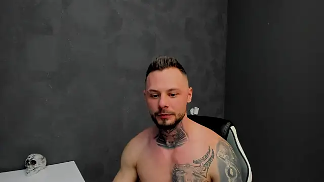 Snapshot of BrianHunts chatting on 7, 2, 2025 BrianHunts online show from 7, 2, 2025