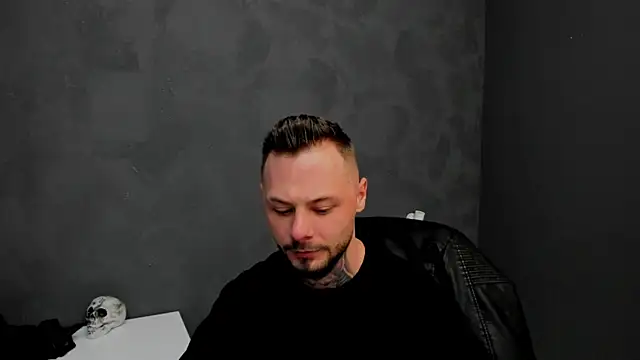 Snapshot of BrianHunts chatting on 8, 2, 2025 BrianHunts online show from 8, 2, 2025