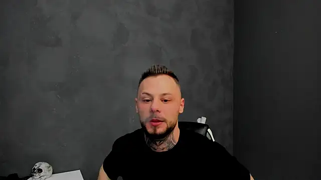 Snapshot of BrianHunts chatting on 9, 2, 2025 BrianHunts online show from 9, 2, 2025