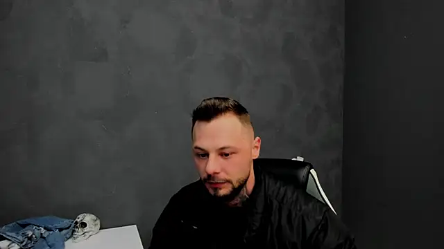 Snapshot of BrianHunts chatting on 12, 2, 2025 BrianHunts online show from 12, 2, 2025